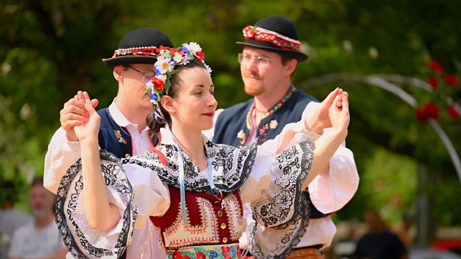 Folklór
