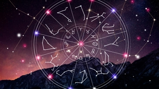 Týdenní horoskop od 12. do 18. ledna 2026: Lvi budou řešit křivdy z minulosti, Střelce čekají hádky kvůli penězům