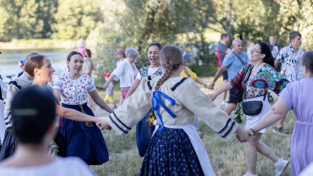 Oheň, víra a bylinky: Tradiční svatojánská noc bude 24. června a poradíme, jak se na ni připravit