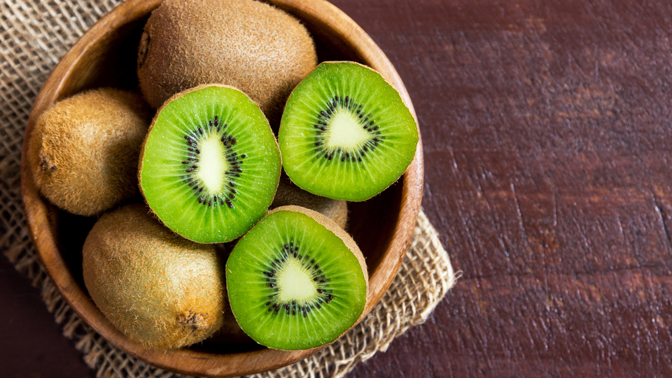 EU to má černé na bílém: Kiwi zlepšuje trávení lépe než jablko nebo švestka 