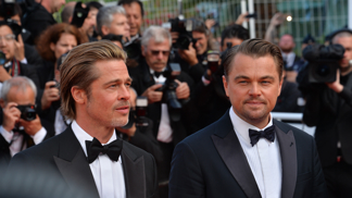 Brad Pitt a Leonardo DiCaprio