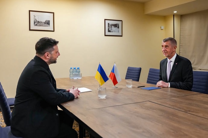 Andrej Babiš s Volodymyrem Zelenským.