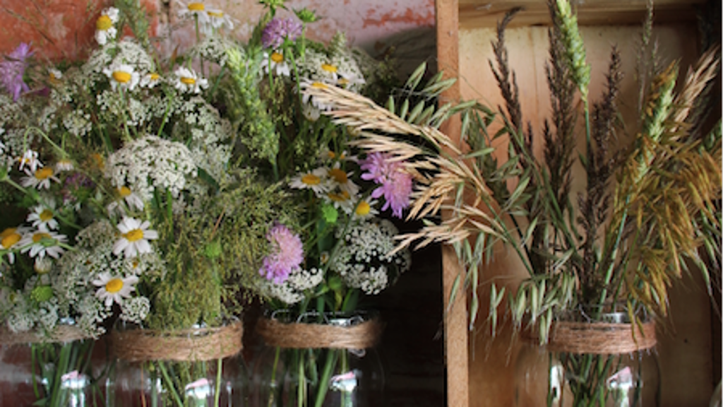 Country Wreath Moravia Country Wreath Moravia