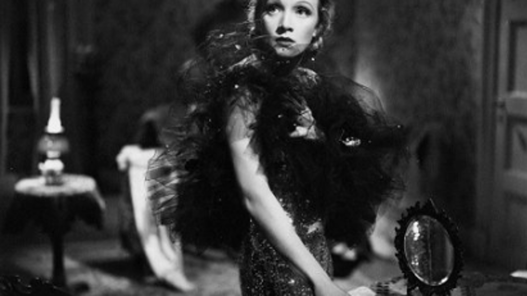 Krásná Marlene Dietrich byla ženou činu: Slavná herečka se postavila i Hitlerovi, měla poměr se ženami a málem přišla o nohy Krásná Marlene Dietrich byla ženou činu: Slavná herečka se postavila i Hitlerovi, měla poměr se ženami a málem přišla o nohy