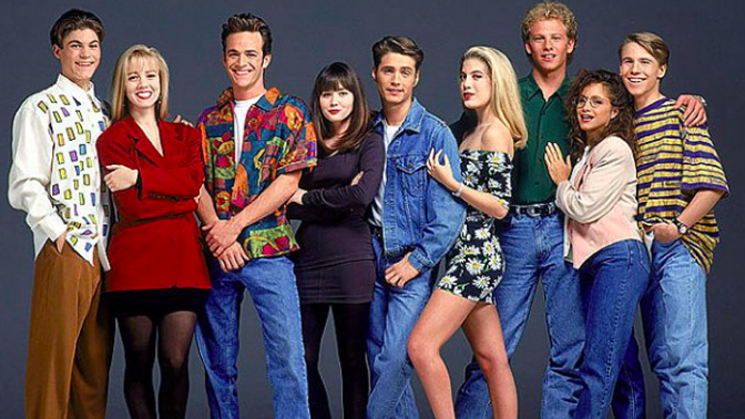 Chceš si o tom promluvit? Beverly Hills 90210 je zpět. 5 věcí, které nás naučili Brandon, Brenda a jejich parta 