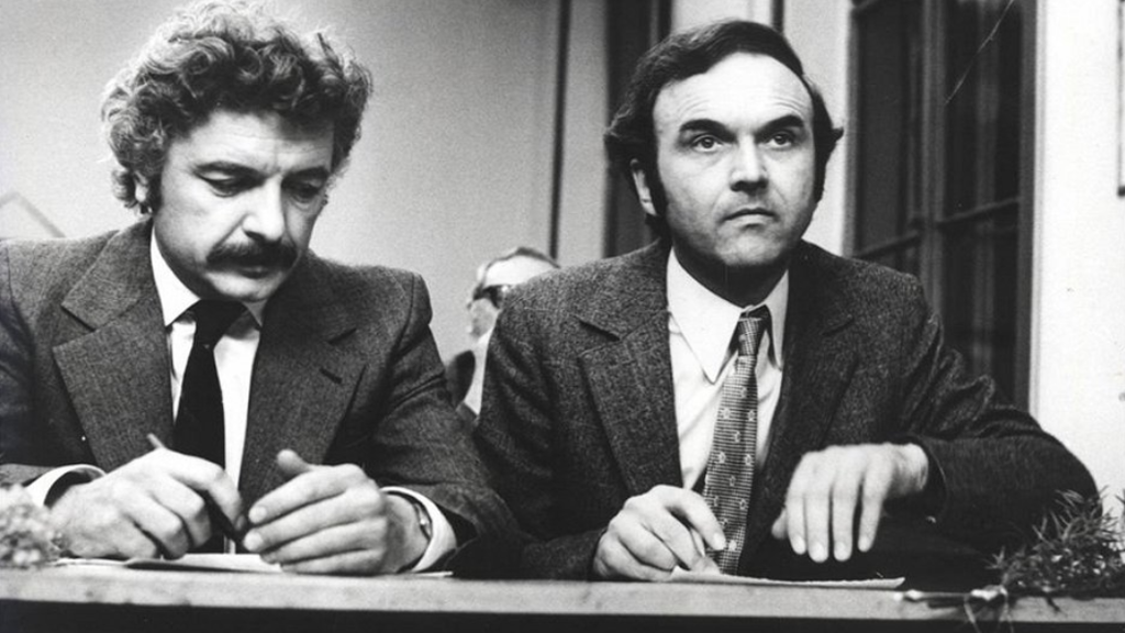 Nezapomenutelná dvojice Ladislav Smoljak a Zdeněk Svěrák bavila statisíce diváků 
