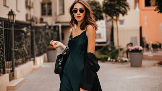 Sladěná do posledního detailu. Tento doplněk vás okamžitě zařadí mezi módní ikony. Jaké doplňky zvolit, aby outfit působil stylově a moderně 
