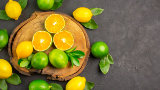 Citrony, limetky, pomeranče a grapefruity obsahují vysoké množství rozpustné vlákniny a flavonoidů, které podporují odstraňování cholesterolu z těla.
Citrony, limetky, pomeranče a grapefruity obsahují vysoké množství rozpustné vlákniny a flavonoidů, které podporují odstraňování cholesterolu z těla.