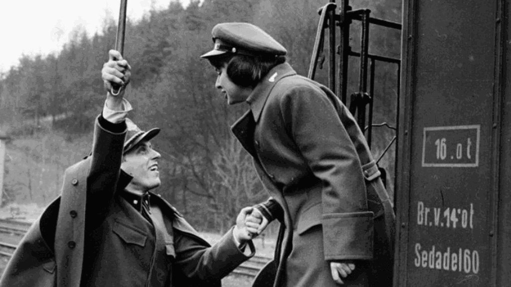 Kvíz: Jak dobře znáte Ostře sledované vlaky? Film, díky kterému se Československo dotklo Hollywoodu Kvíz: Jak dobře znáte Ostře sledované vlaky? Film, díky kterému se Československo dotklo Hollywoodu