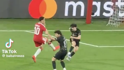FOTO: Ruku hráči PSG nastřelil spoluhráč.