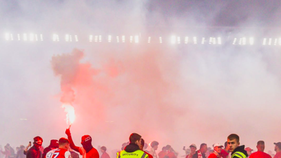 FOTO: Klub udělil prvnímu fanouškovy doživotní zákaz na stadion.