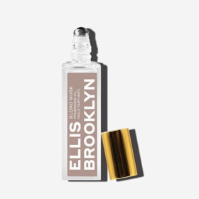 Přírodní olejový parfém v roll-onu Blond Musk, Ellis Brooklyn, 1 250 Kč (15 ml), prodává Líčírna Přírodní olejový parfém v roll-onu Blond Musk, Ellis Brooklyn, 1 250 Kč (15 ml), prodává Líčírna