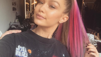 Ombré je stále trendy. Jen je o dost barevnější Ombré je stále trendy. Jen je o dost barevnější