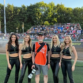 Petr Pavel vyrazil fotit motorky.