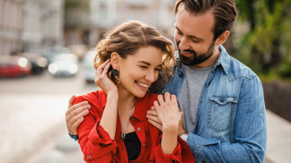 stylish-couple-love-sitting-street-romantic-trip.jpg 