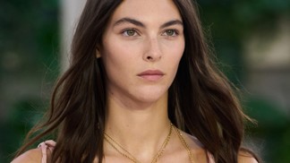 Boho chic beauty
