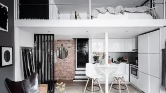 Skandinávský minimalismus v praxi: Loft o ploše pouhých 34 m² působí překvapivě velkoryse