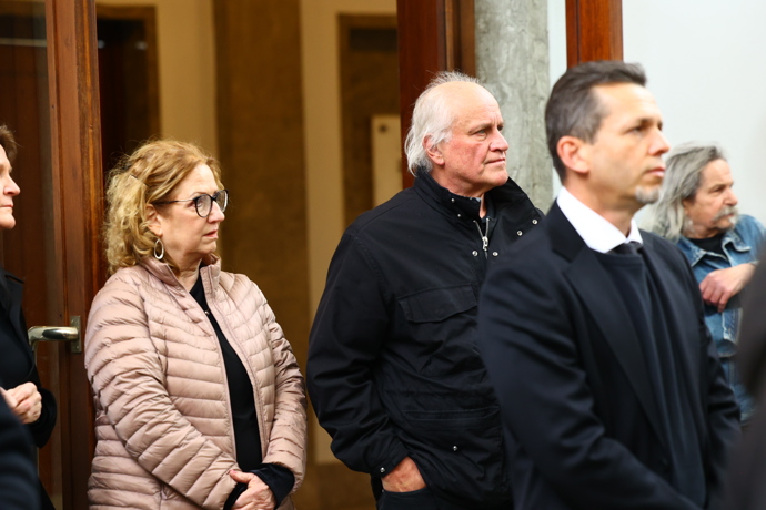 Poslední rozloučení s hudebníkem Oskarem Petrem ve Strašnicích.