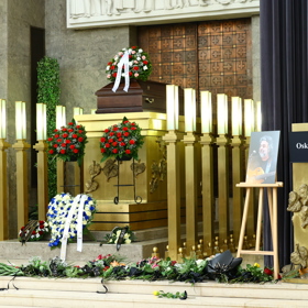 Poslední rozloučení s hudebníkem Oskarem Petrem ve Strašnicích.