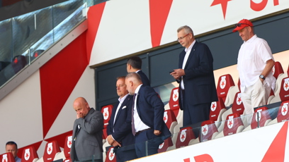 FOTO: Nechyběl šéf SK Slavia Praha Jaroslav Tvrdík.