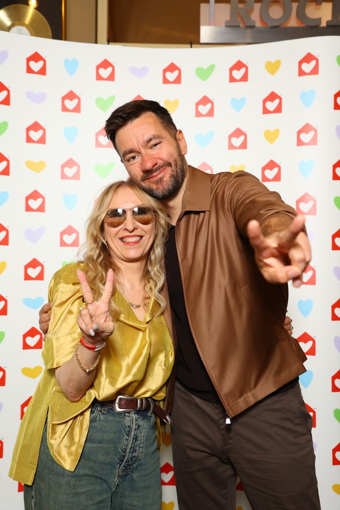 Kateřina Žbirková a Marek Ztracený byli v dobré náladě.