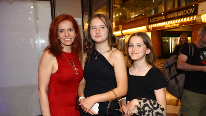 FOTO: Nora Fridrichová vytáhla na premiéru dcery.