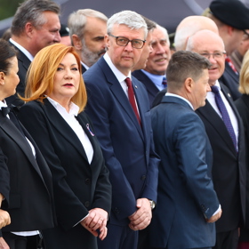 Alena Schillerová na sociálních sítích pravidelně reaguje na vyjádření opozičních politiků.