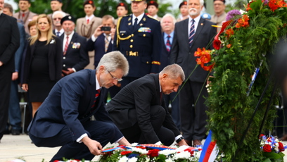 FOTO: Pokládání věnců na Vítkově.