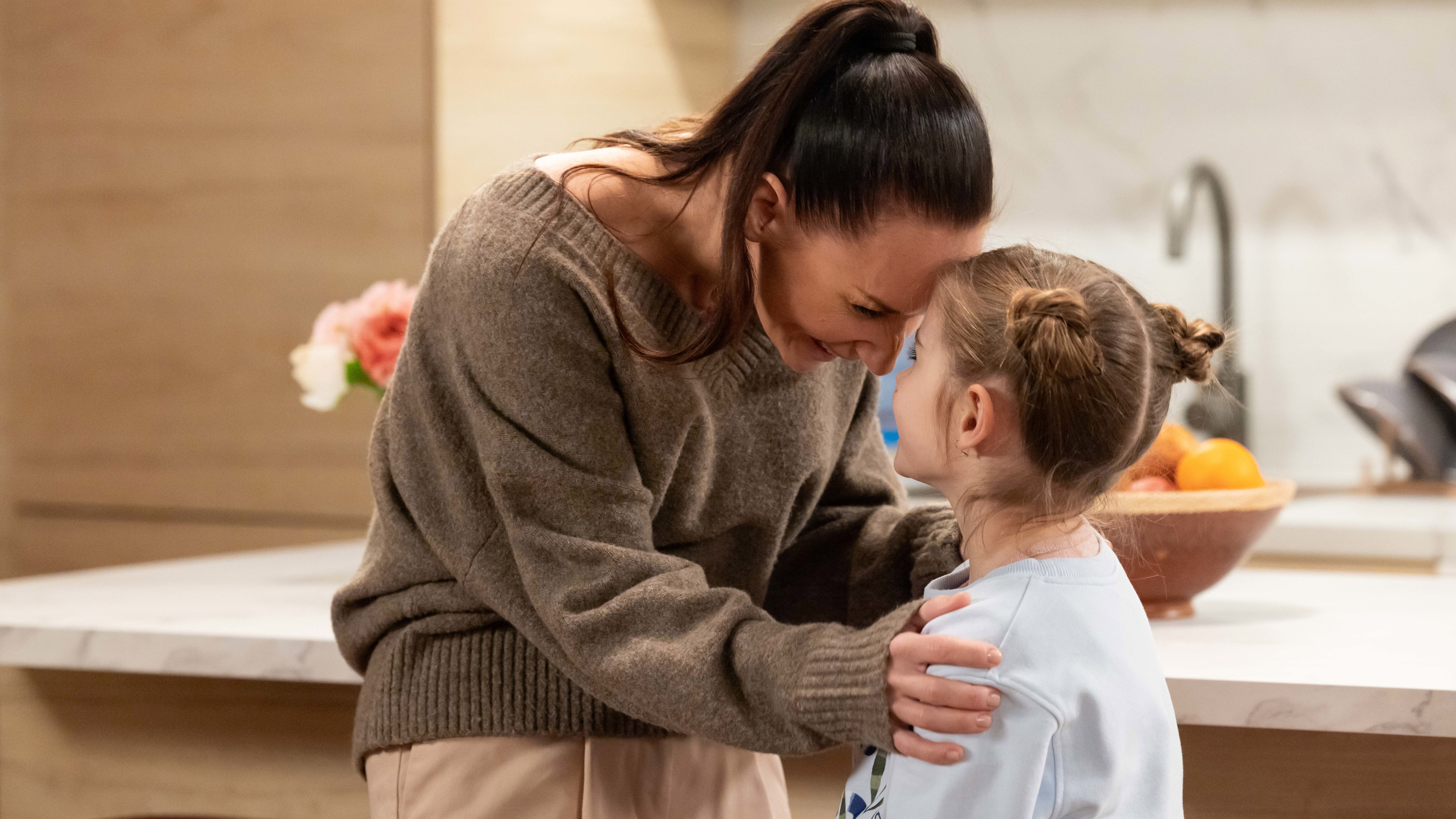 Nekonečný seriál Ulice sleduje dramatické osudy několika rodin žijících v sousedství
