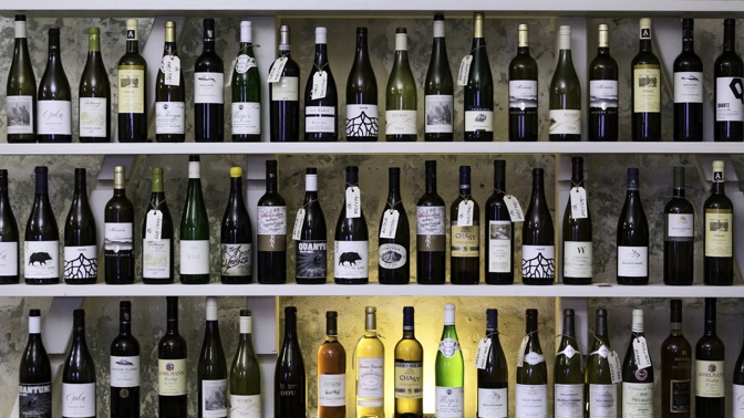 Prague Superguide: Navštivte nejlepší pražské vinárny a champagnerie Prague Superguide: Navštivte nejlepší pražské vinárny a champagnerie