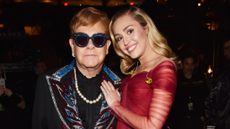 Grammy 2018: Elegance, opulentní róby a pánové ve flitrech