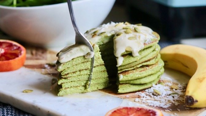 Matcha lívance! Zdravé mlsání nejen pro vegany Matcha lívance! Zdravé mlsání nejen pro vegany