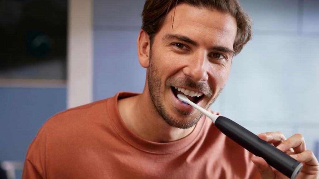 Kartáčky Philips Sonicare nové generace jsou až 10x efektivnější než běžné čištění.
Kartáčky Philips Sonicare nové generace jsou až 10x efektivnější než běžné čištění.