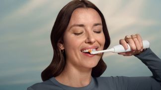 Krása začíná uvnitř: proč si dopřát ústní wellness každý den 