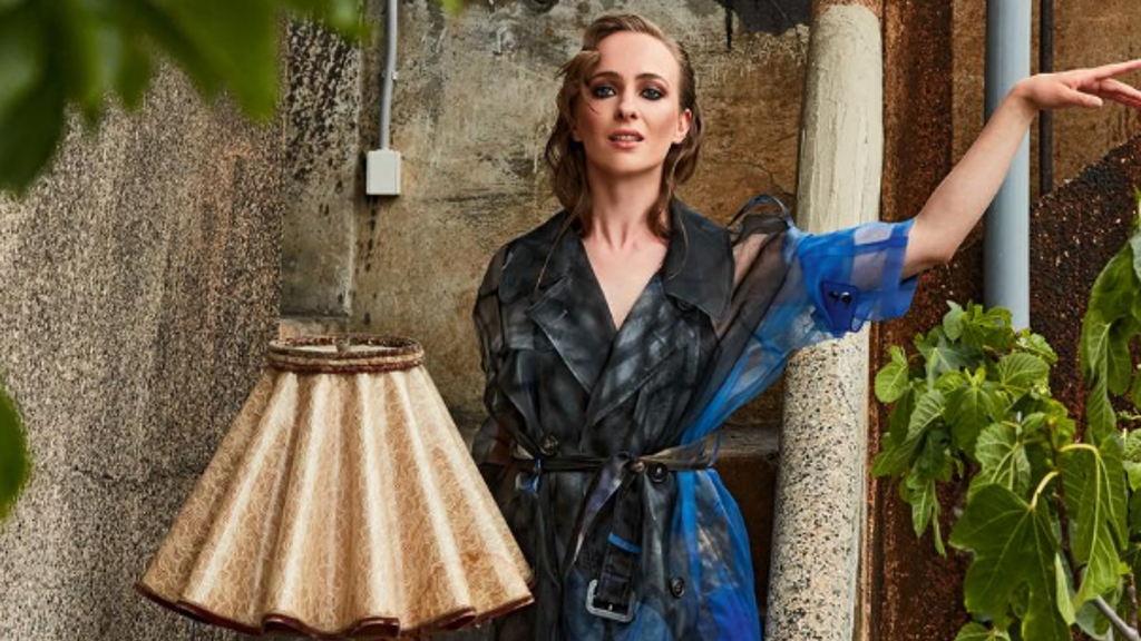 Elizaveta Maximová Elizaveta Maximová