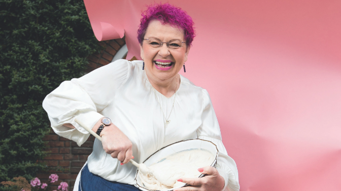 MIRKA VAN GILS SLAVÍKOVÁ