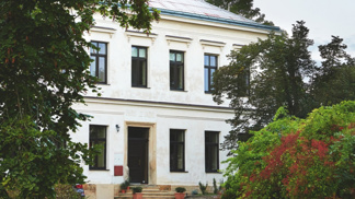 Kterak se jedna stará venkovská škola stala domovem pro pražskou rodinu Kterak se jedna stará venkovská škola stala domovem pro pražskou rodinu