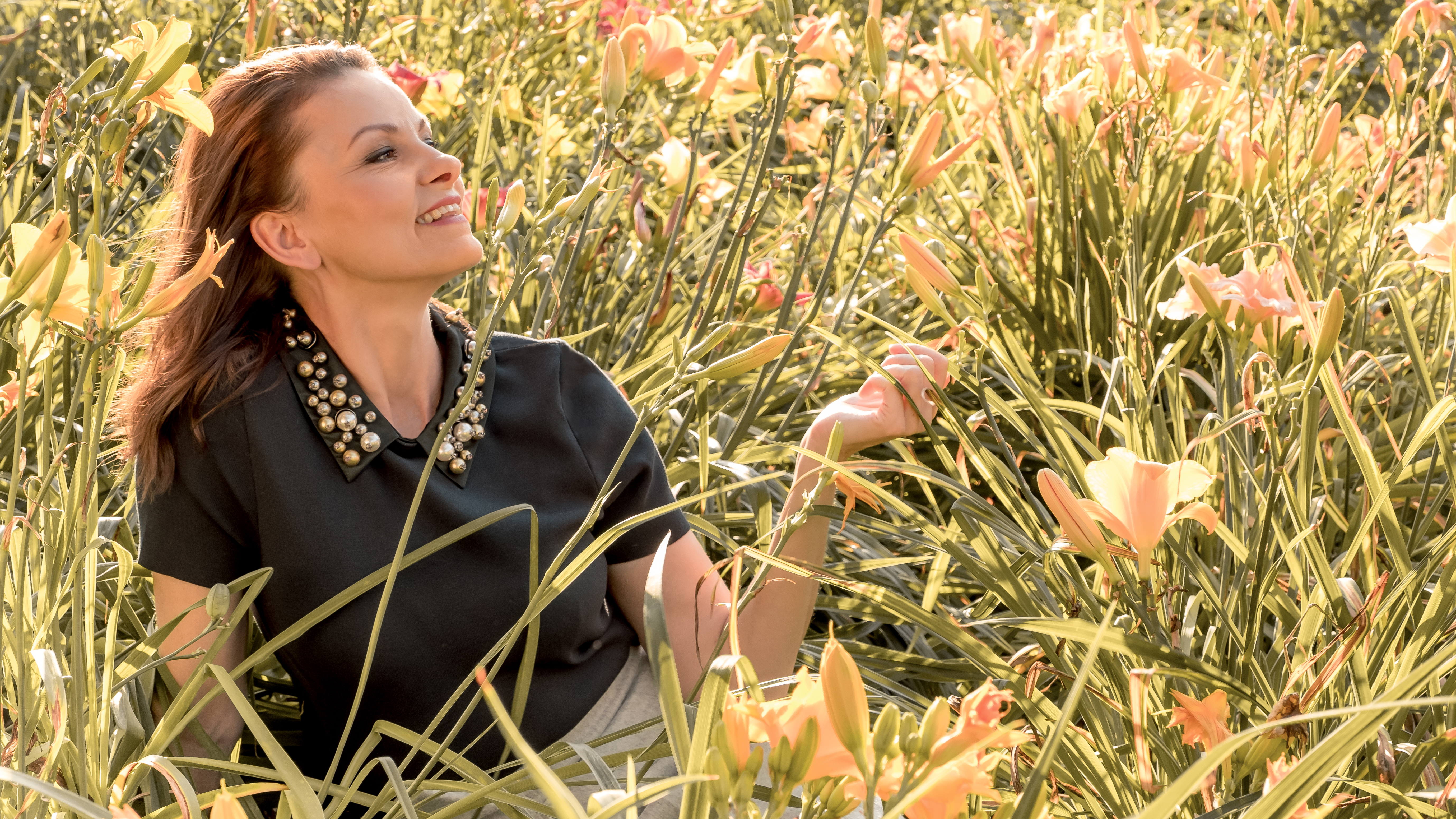 KLÁRA MELÍŠKOVÁ: Zpátky nad vodou