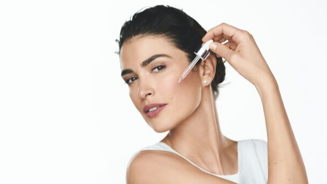 SOUTĚŽ: Vyhrajte jeden z deseti balíčků s novinkami AVON Anew SOUTĚŽ: Vyhrajte jeden z deseti balíčků s novinkami AVON Anew