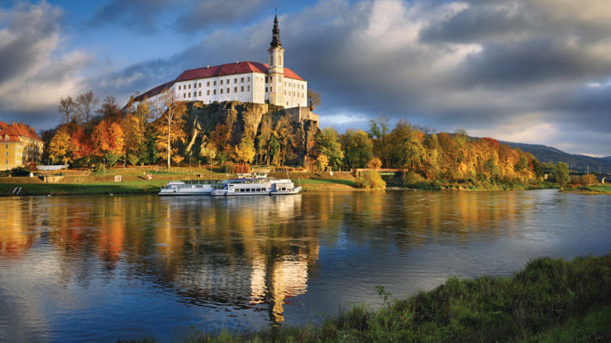 Zámek Děčín