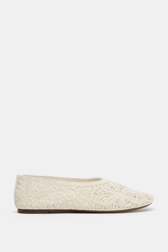 Háčkované baleríny s květy, Zara, 1299 Kč