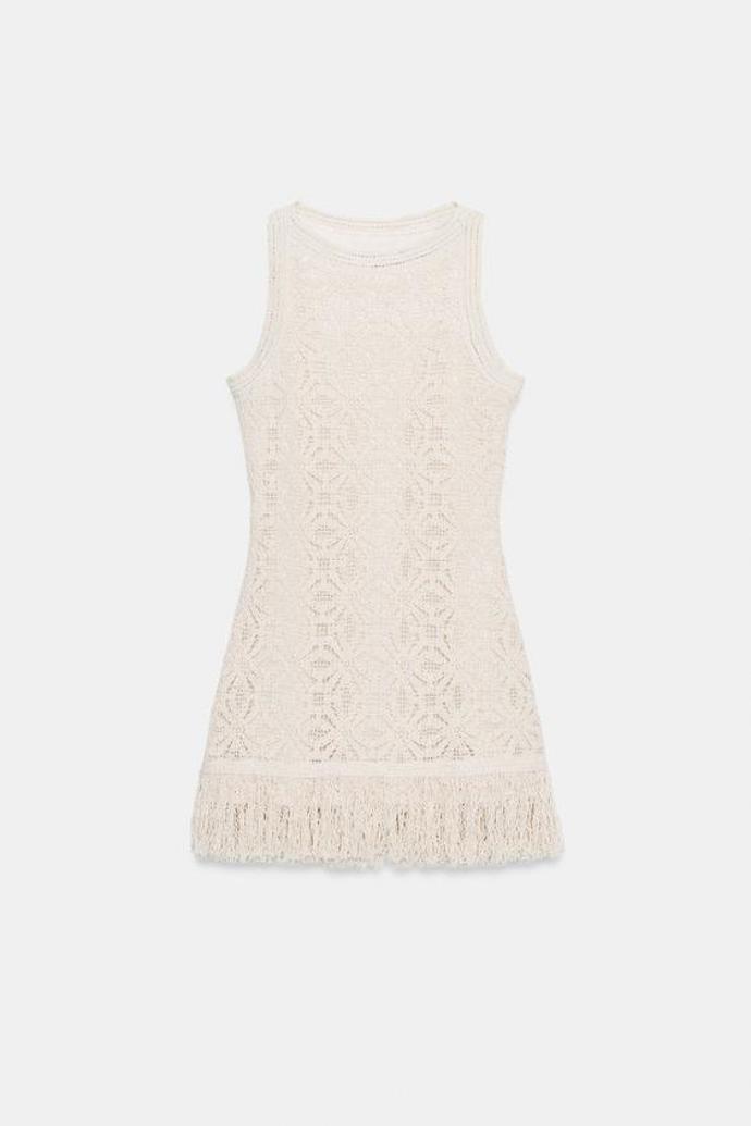 Háčkované šaty s třásněmi, Zara, 999 Kč