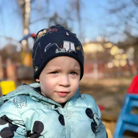 Pepíček se do svých osmnácti měsíců vyvíjel jako zcela zdravé a veselé dítě.
