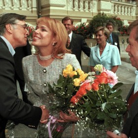 V roce 1999 s Václavem Havlem a Jiřím Bartoškou