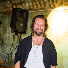 Zpěvák Richard Krajčo.
