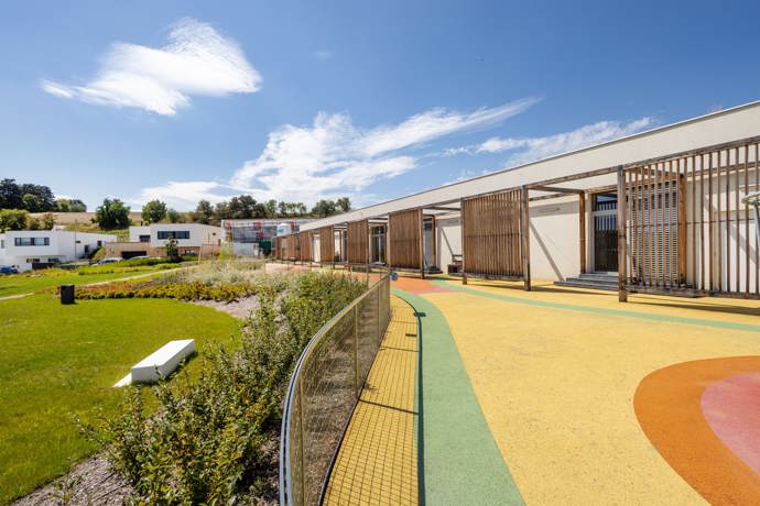 Nejdřív náměstí, školka a park. Pražská čtvrť v Lysolajích vznikala jinak než většina ostatních
