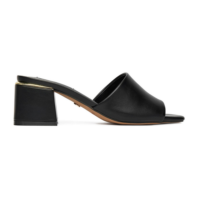 Nine West, 1199 Kč, CCC