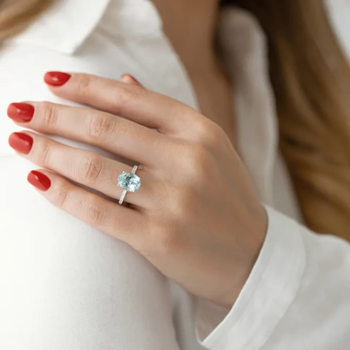 Prsten s akvamarínem a diamanty Luxury Embrace,  Alo, 155 714 Kč