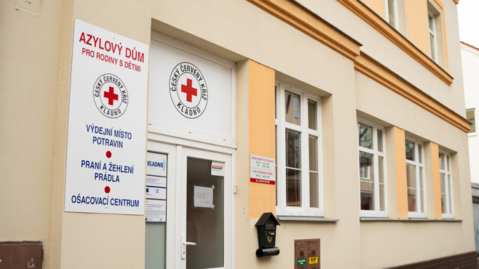 Když se člověk ocitne v nouzi, rozhodují i zdánlivé maličkosti. V Kladně teď mohou rodiny využívat nové hygienické centrum