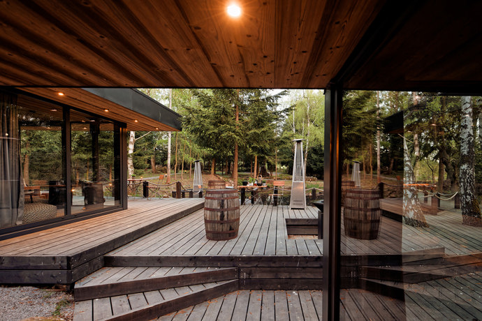 Les, voda, ticho, světýlka: Glamping Babákov se objeví uprostřed přírody jako kouzlem a vám už se odtud nebude chtít odjet Les, voda, ticho, světýlka: Glamping Babákov se objeví uprostřed přírody jako kouzlem a vám už se odtud nebude chtít odjet